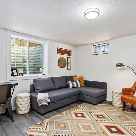 #Stayinmydistrict Twin Falls Pendleton Chic Suite